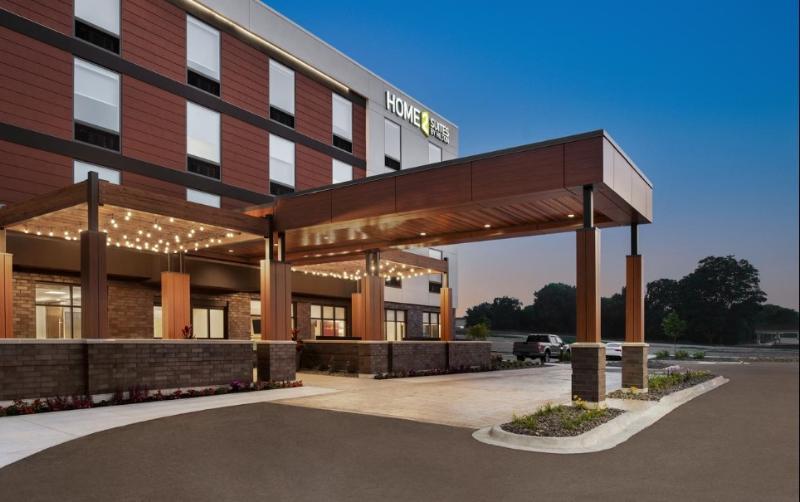 Home2 By Hilton Alliant Energy Center Hotel Madison